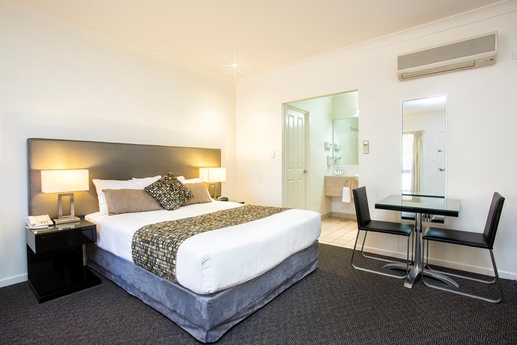 Coral Cay Resort Mackay Room photo