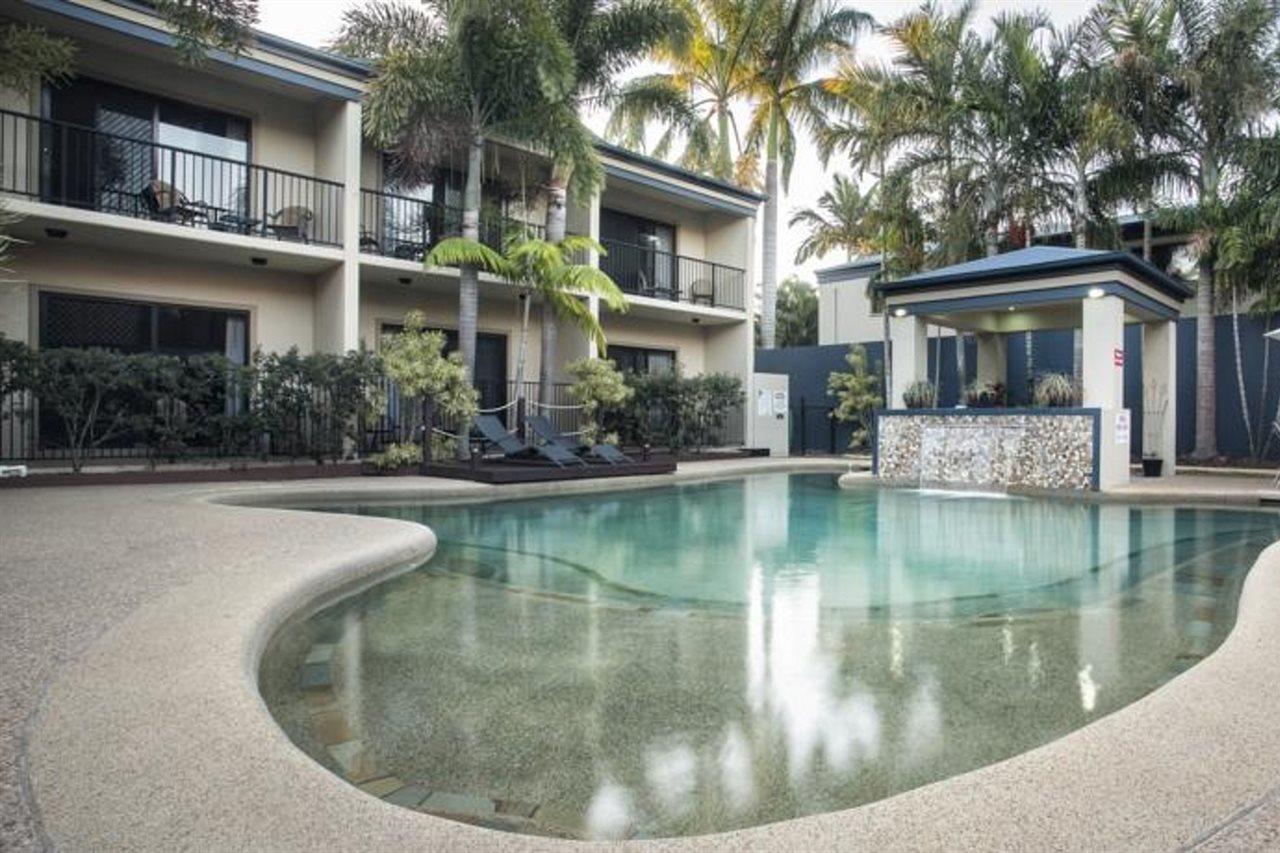 Coral Cay Resort Mackay Exterior photo