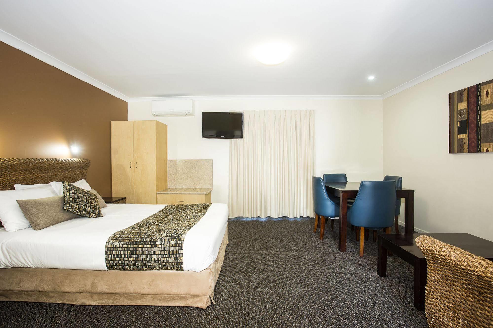 Coral Cay Resort Mackay Exterior photo